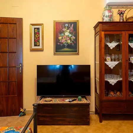 In Campagna Con Piscina San Fratello