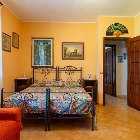 In Campagna Con Piscina