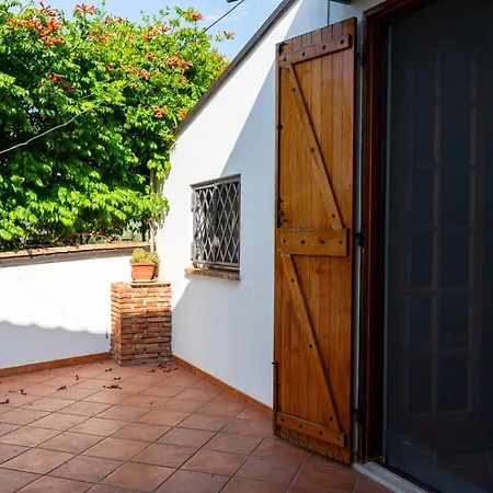 In Campagna Con Piscina Villa