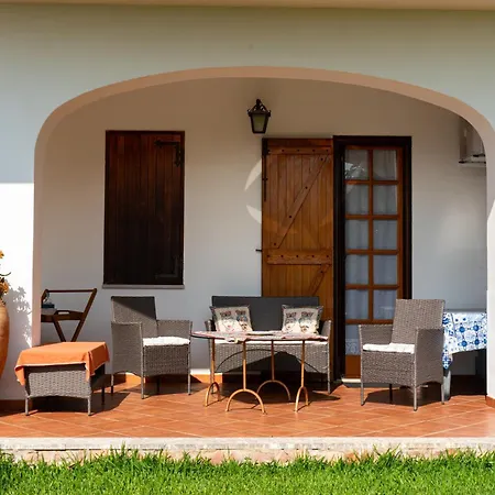 In Campagna Con Piscina San Fratello