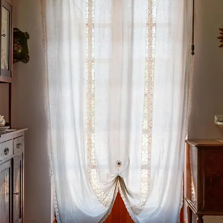 Villa In Campagna Con Piscina