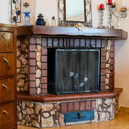 In Campagna Con Piscina *